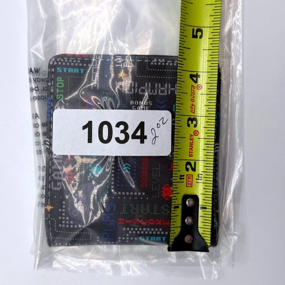 Bitsup‎ Retro Video Game Arcade Print Bifold Wallet Black Gamer ID Zip